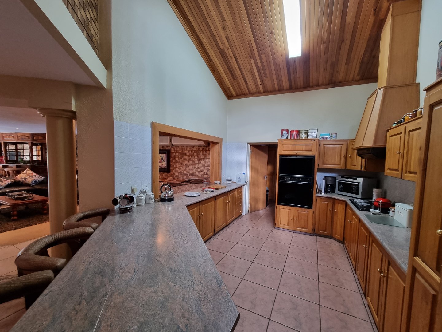 5 Bedroom Property for Sale in La Provance Free State